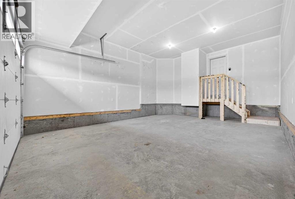 214 Bayview Park SW, Airdrie, Alberta  T4B 4G2 - Photo 31 - A2301120