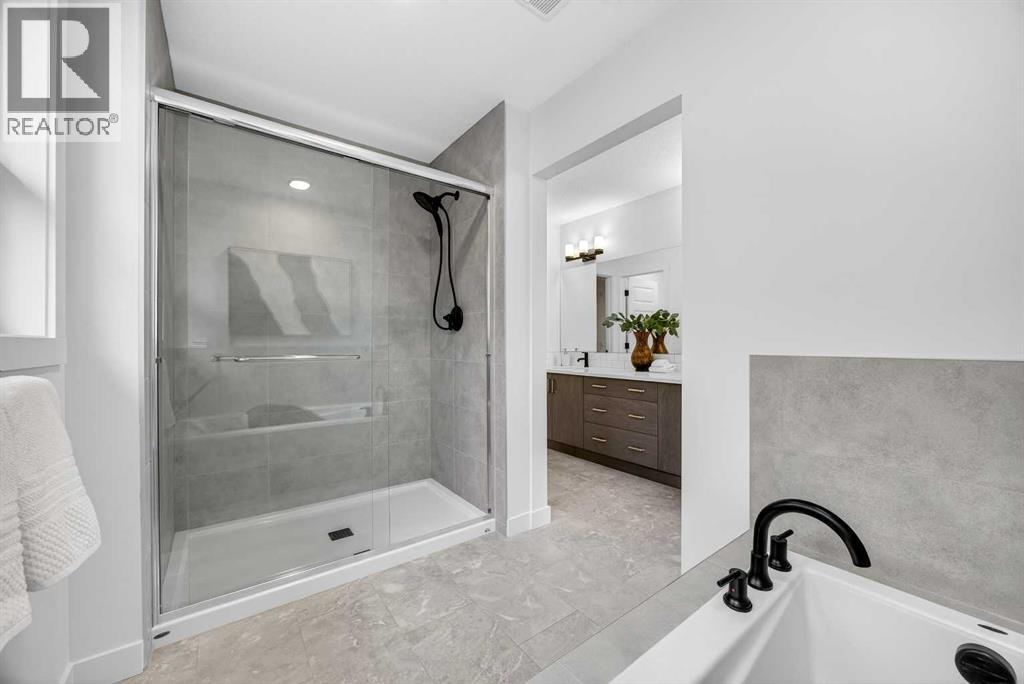 214 Bayview Park SW, Airdrie, Alberta  T4B 4G2 - Photo 22 - A2301120