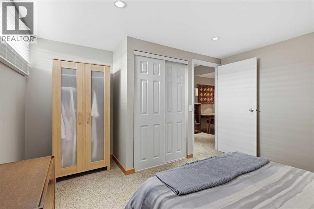 948 Canaveral Crescent Sw, Calgary, Alberta  T2W 1N5 - Photo 22 - A2301156