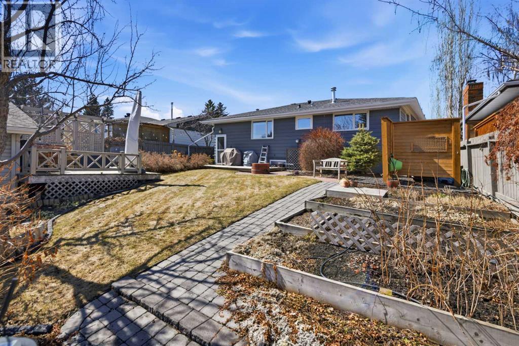 948 Canaveral Crescent Sw, Calgary, Alberta  T2W 1N5 - Photo 28 - A2301156