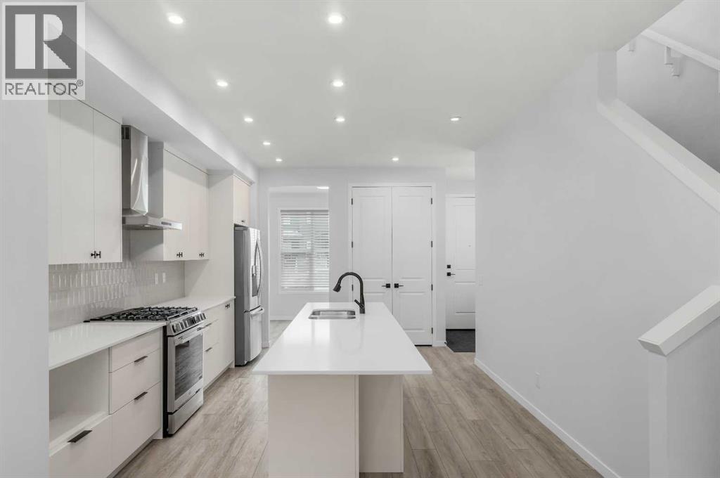 624 Rowmont Boulevard Nw, Calgary, Alberta  T3L 0L5 - Photo 6 - A2302214