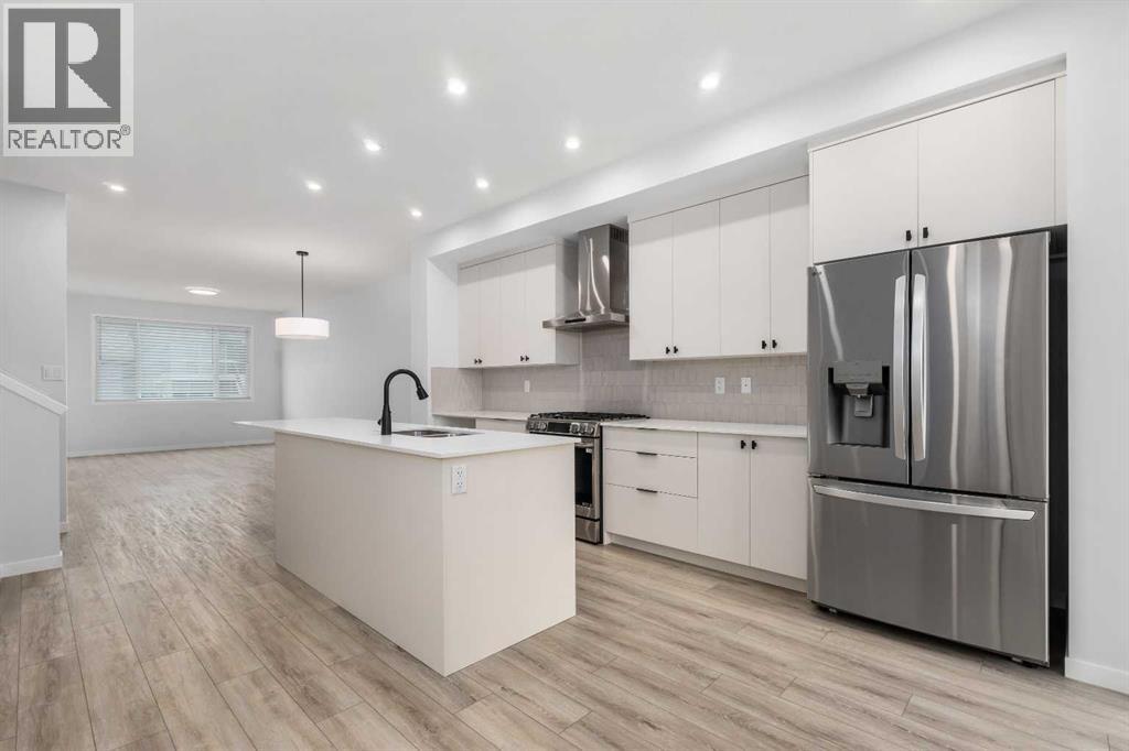 624 Rowmont Boulevard Nw, Calgary, Alberta  T3L 0L5 - Photo 3 - A2302214