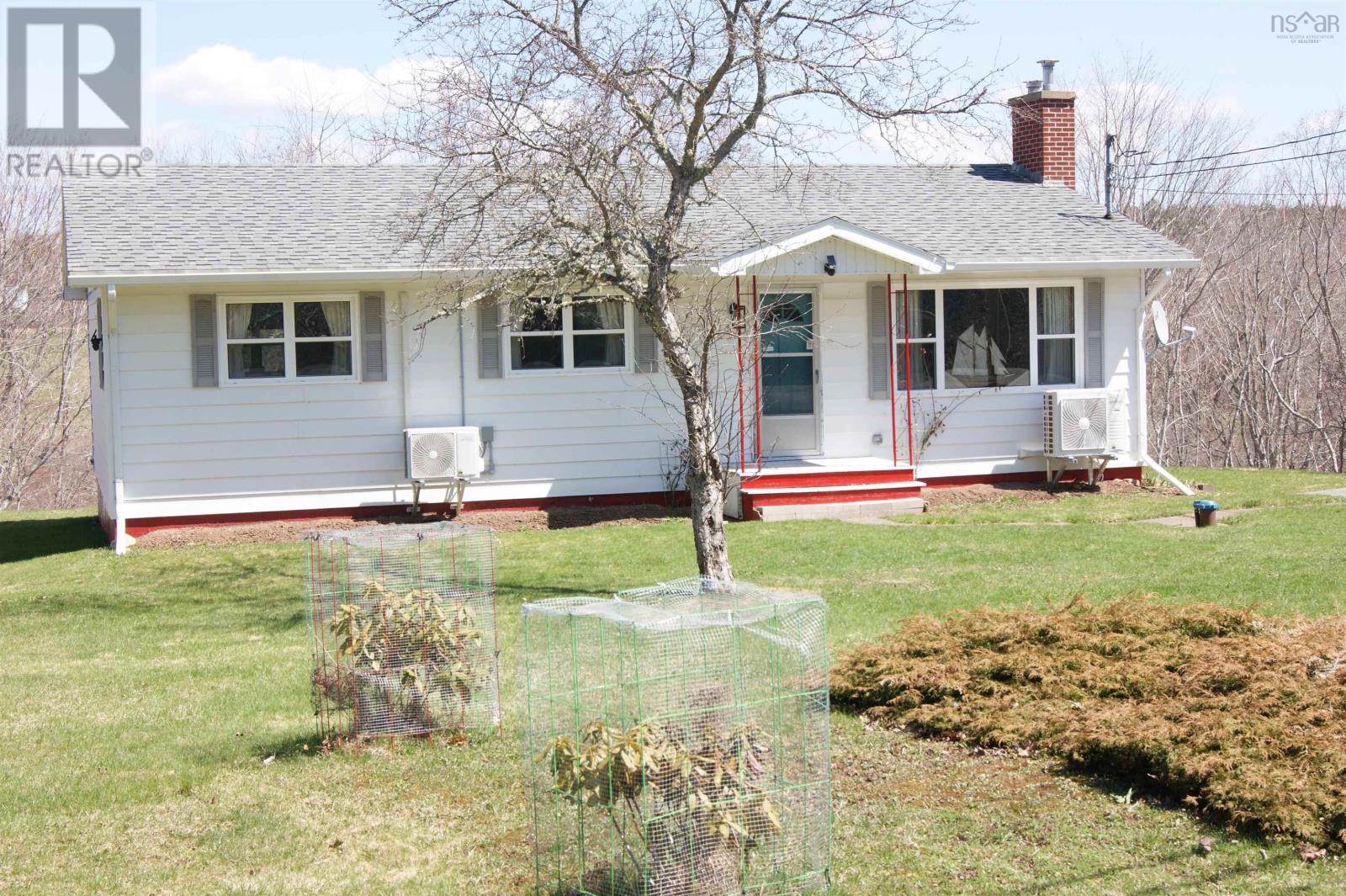 4456 Stellarton Trafalgar Road, Hopewell, Nova Scotia  B0K 1C0 - Photo 2 - 202608385
