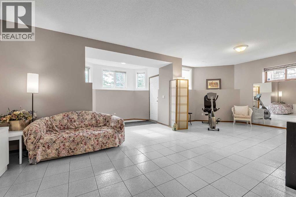 28 Woodpark Close Sw, Calgary, Alberta  T2W 6G2 - Photo 26 - A2302424