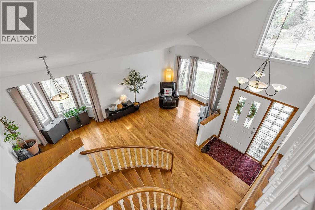 28 Woodpark Close Sw, Calgary, Alberta  T2W 6G2 - Photo 16 - A2302424