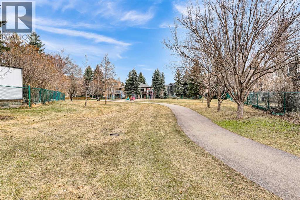 28 Woodpark Close Sw, Calgary, Alberta  T2W 6G2 - Photo 35 - A2302424