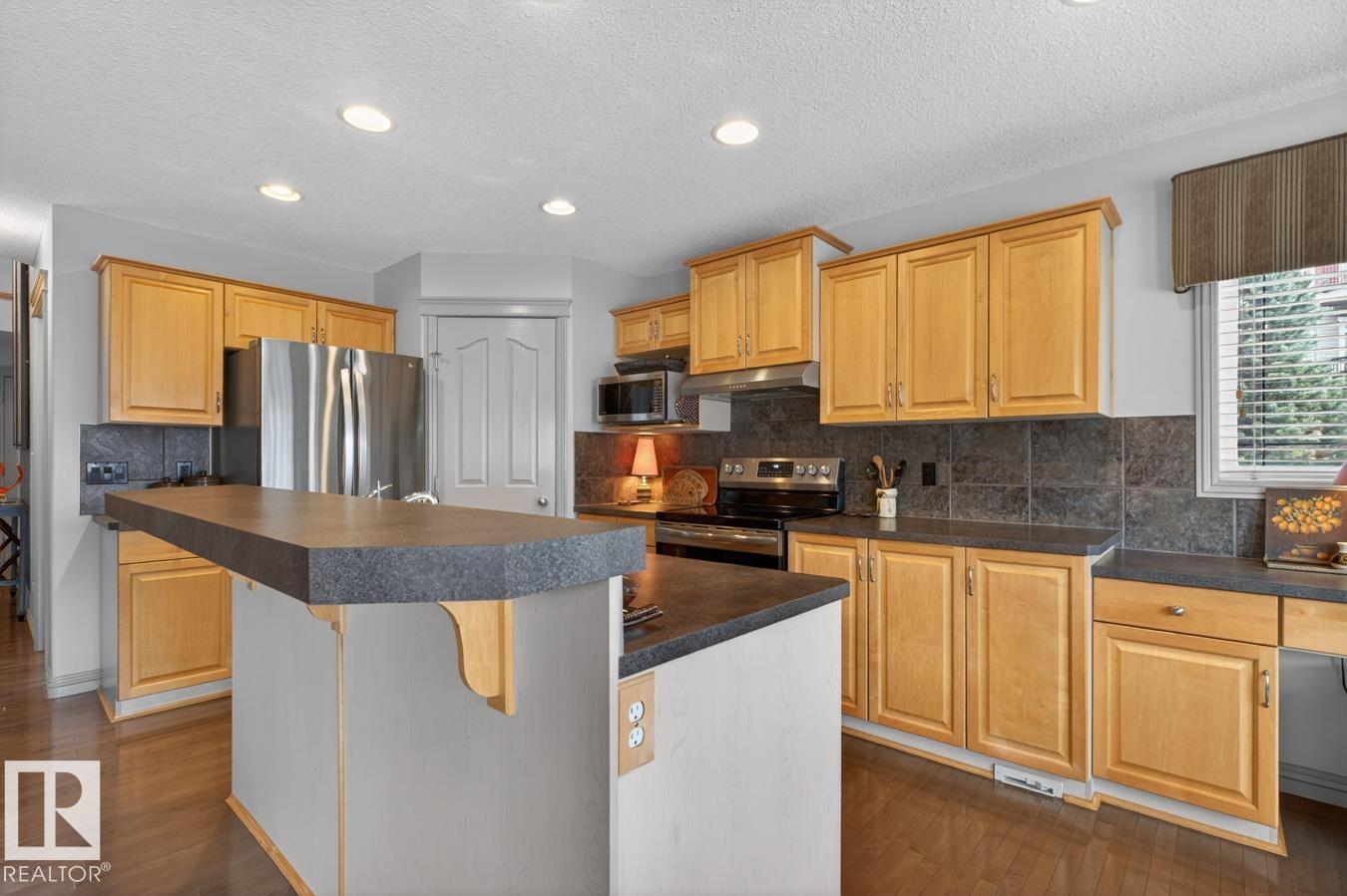2178 Haddow Dr Nw, Edmonton, Alberta  T6R 3M6 - Photo 8 - E4484094