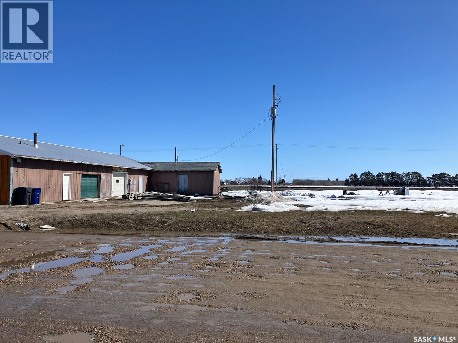 100 Railway Avenue, White Fox, Saskatchewan  S0J 3B0 - Photo 2 - SK033889