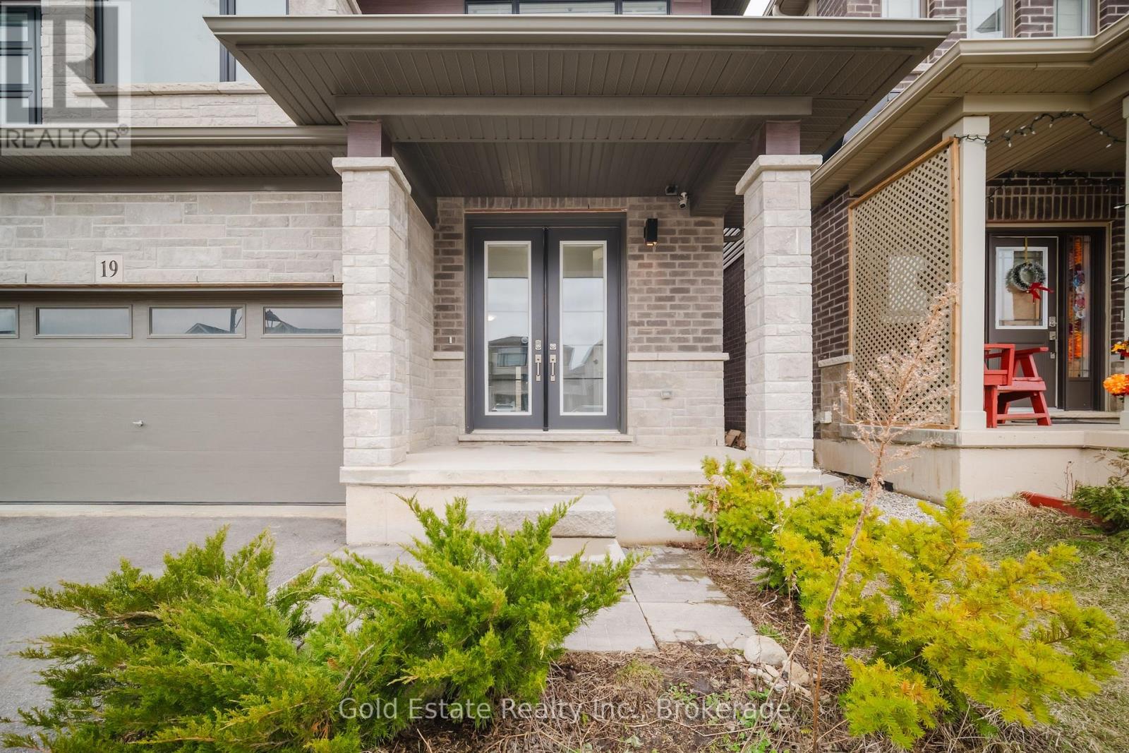 19 Mclaren Avenue, Brantford, Ontario  N3T 0T4 - Photo 4 - X13042158
