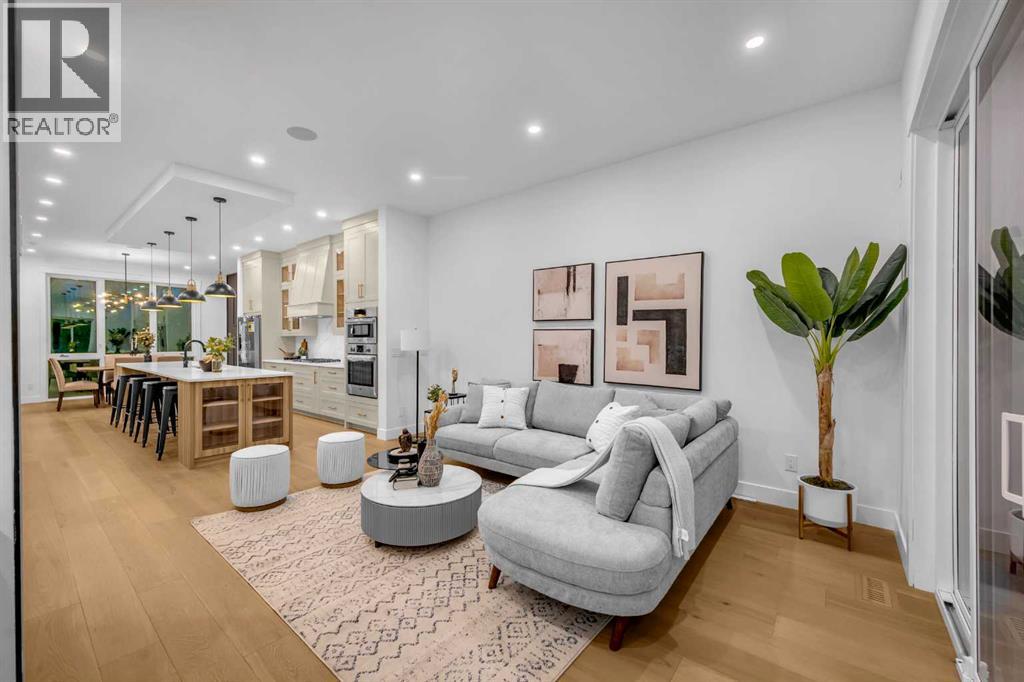 2435 52 Avenue Sw, Calgary, Alberta  T3E 1K5 - Photo 15 - A2305013