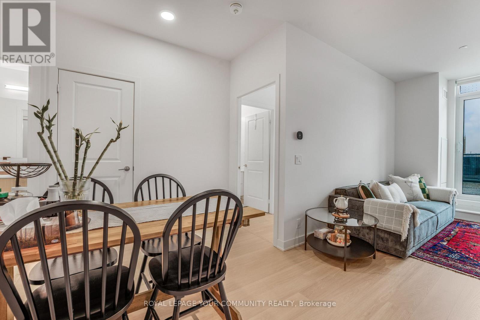 224 - 50 Upper Mall Way, Vaughan, Ontario  L4J 0L8 - Photo 8 - N12695544