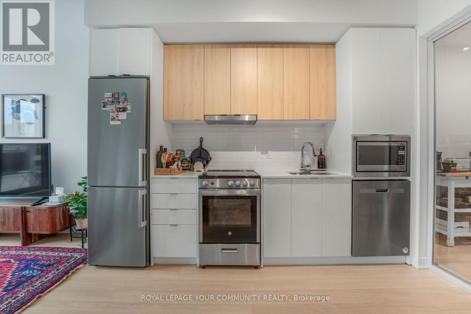 224 - 50 Upper Mall Way, Vaughan, Ontario  L4J 0L8 - Photo 6 - N12695544