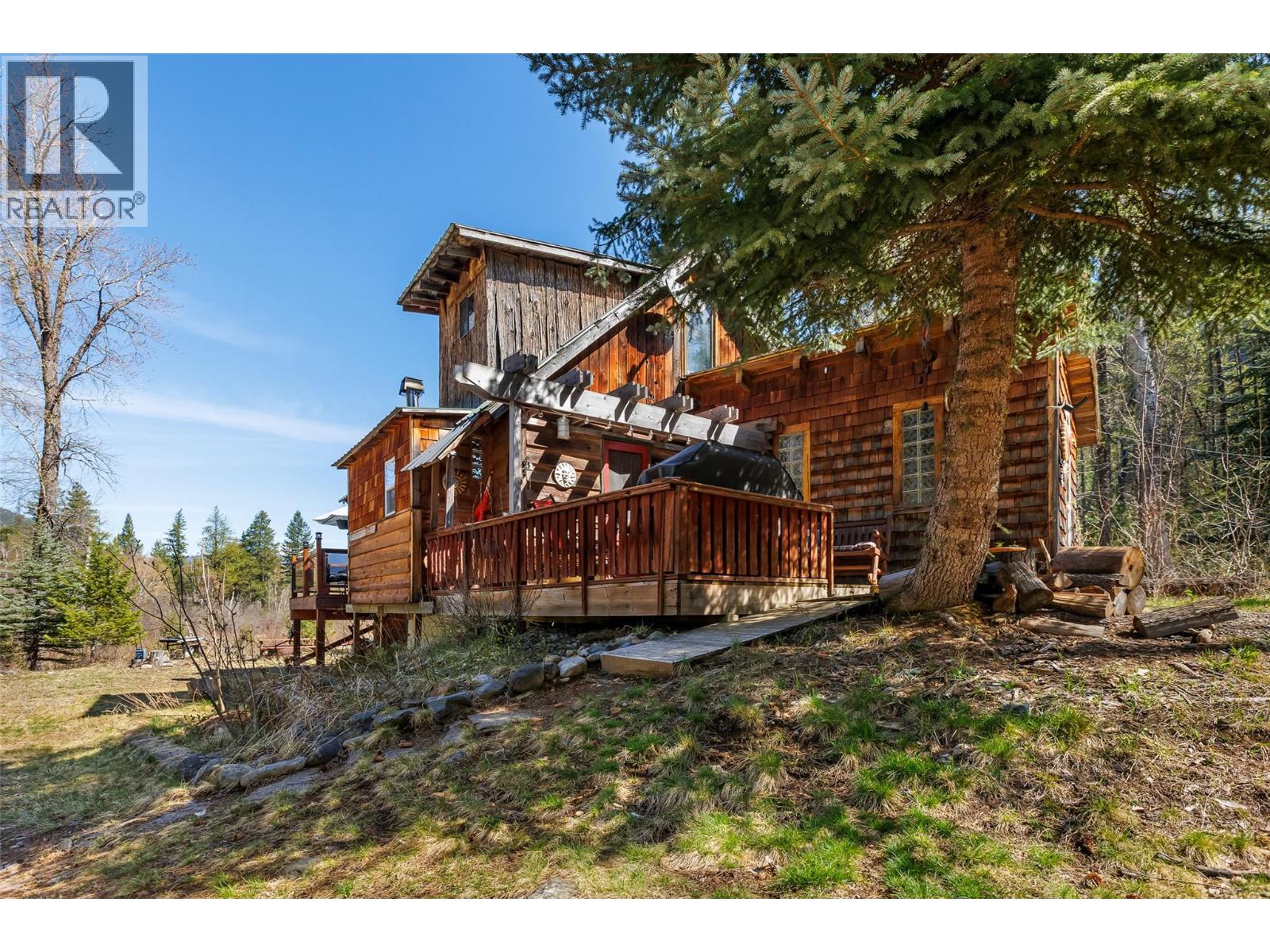7760 95 Highway, Kingsgate, British Columbia  V0B 1V1 - Photo 17 - 10384540