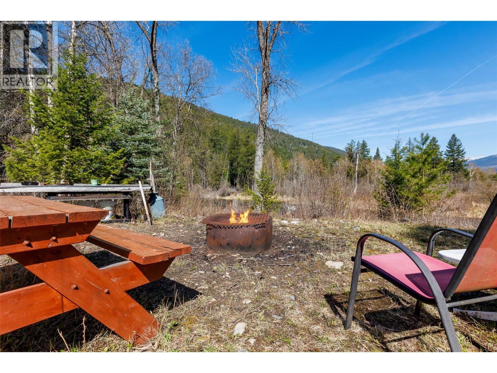 7760 95 Highway, Kingsgate, British Columbia  V0B 1V1 - Photo 24 - 10384540