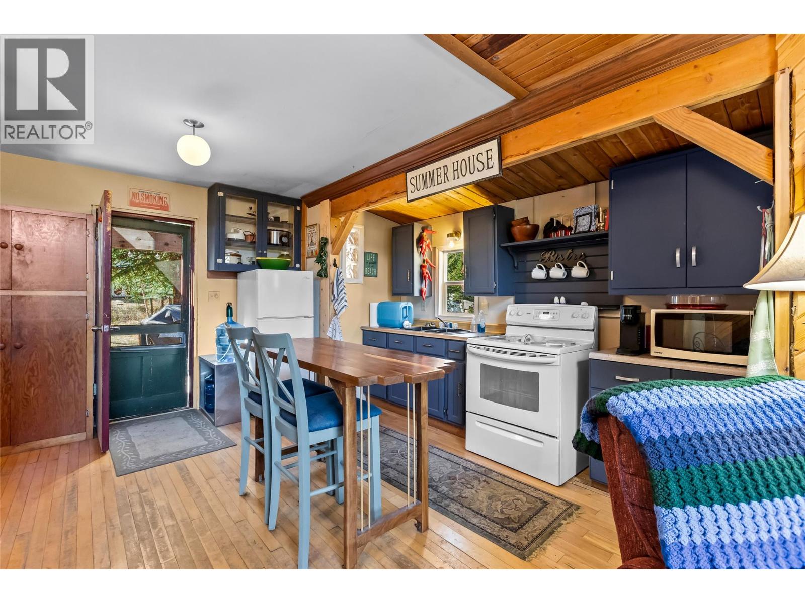 7760 95 Highway, Kingsgate, British Columbia  V0B 1V1 - Photo 5 - 10384540