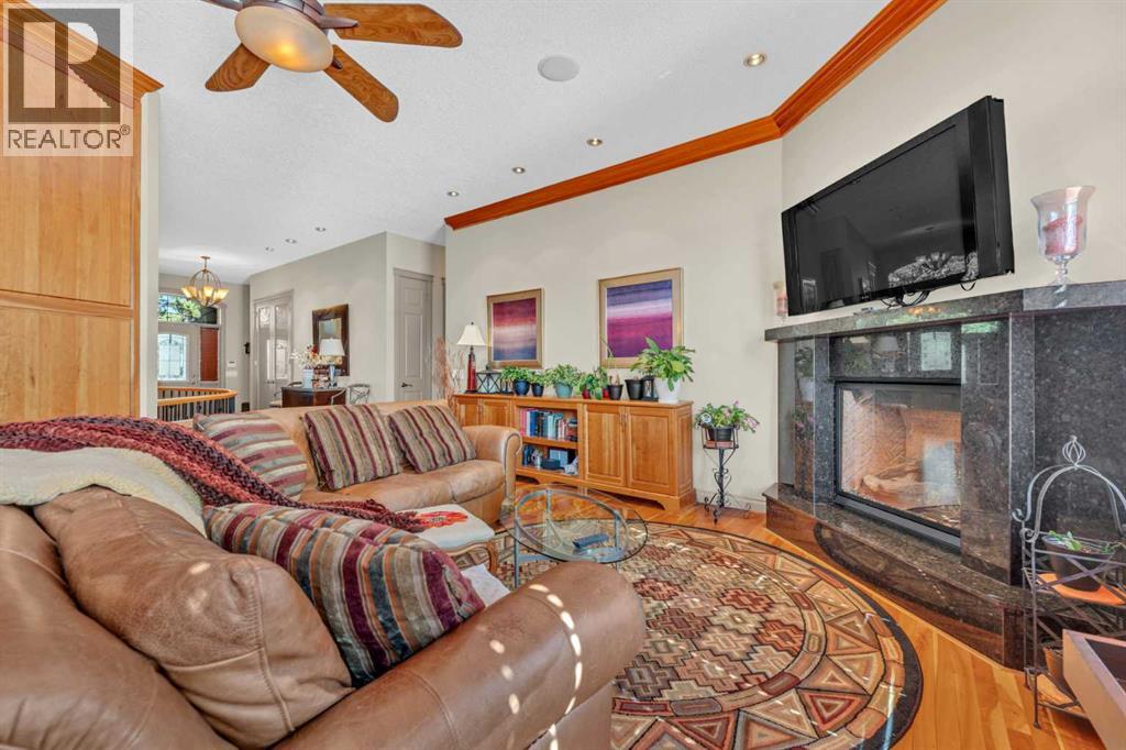 183 Westview Drive Sw, Calgary, Alberta  T3C 2S3 - Photo 10 - A2303775