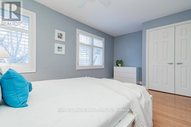 83 Kerr Street, Oakville, Ontario  L6K 3A2 - Photo 36 - W12979384