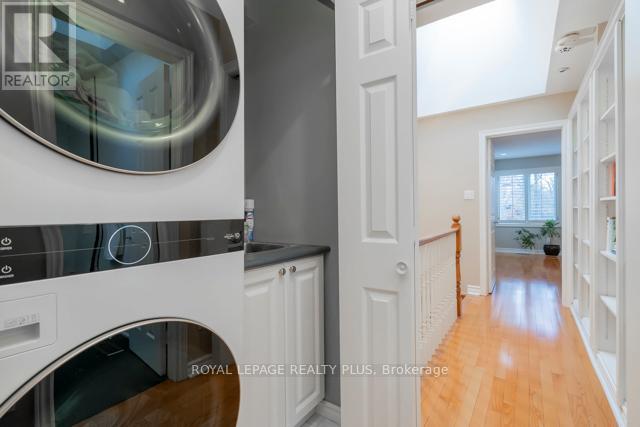 83 Kerr Street, Oakville, Ontario  L6K 3A2 - Photo 39 - W12979384