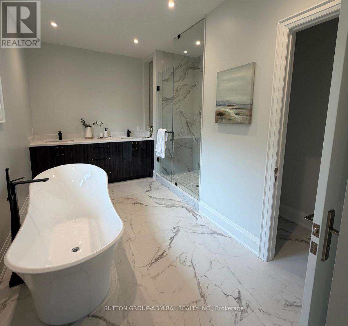 24 Valleywest Road, Brampton, Ontario  L6P 2J9 - Photo 12 - W13036924