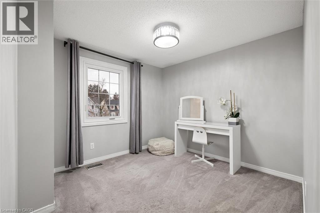 14 Wycliffe Place, Kitchener, Ontario  N2M 5J7 - Photo 20 - 40824027