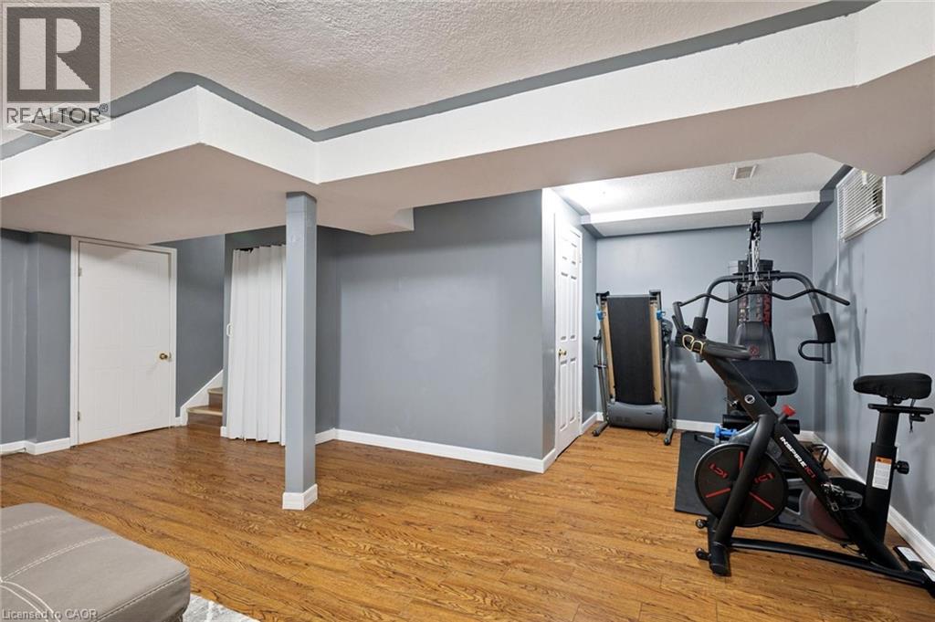 14 Wycliffe Place, Kitchener, Ontario  N2M 5J7 - Photo 26 - 40824027