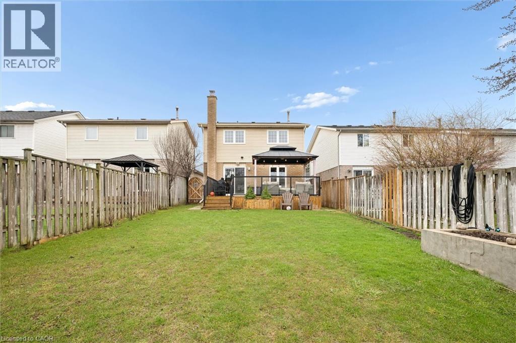 14 Wycliffe Place, Kitchener, Ontario  N2M 5J7 - Photo 32 - 40824027