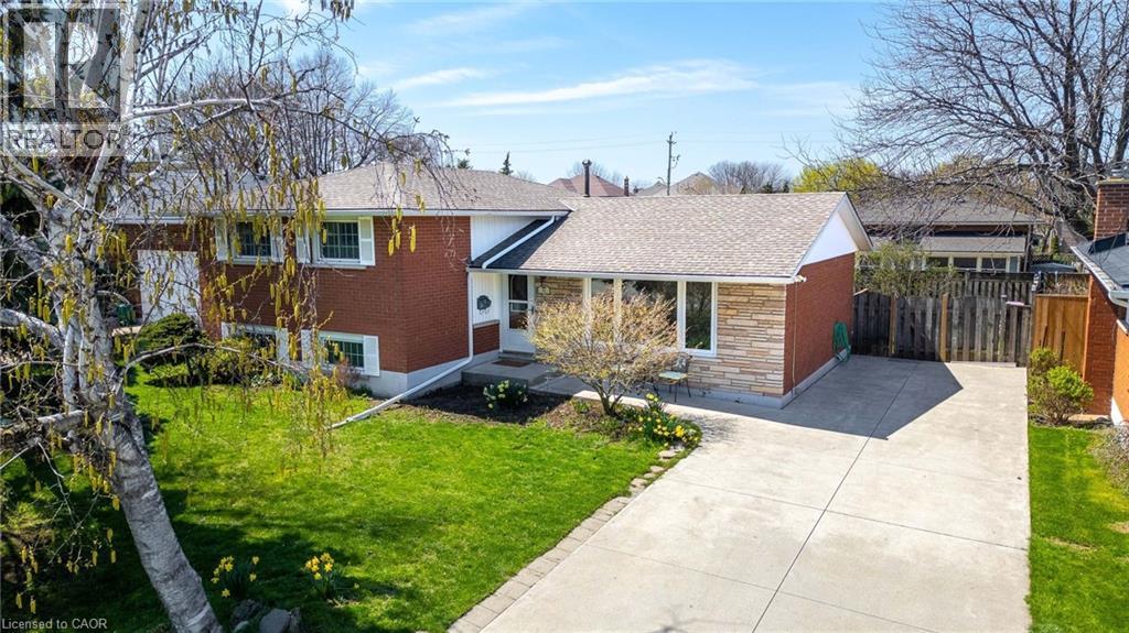 156 LAKESIDE Drive, Grimsby, Ontario