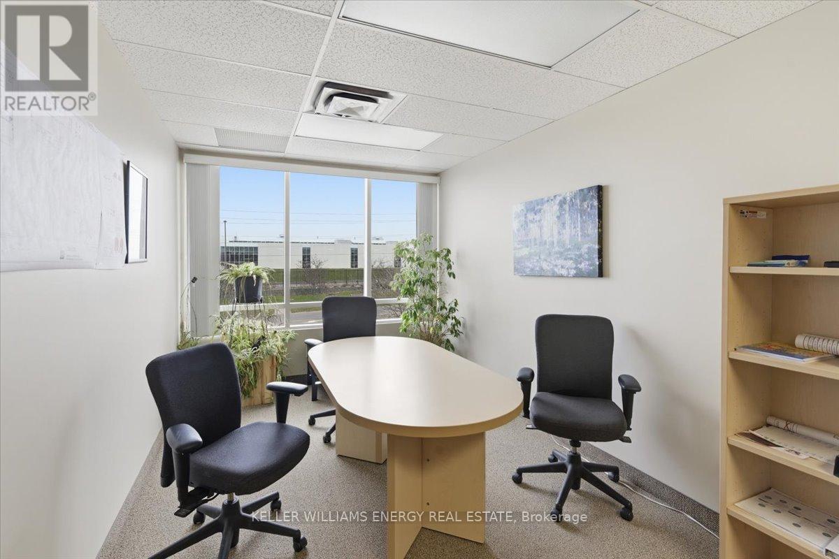 201 - 1143 Wentworth Street W, Oshawa, Ontario  L1J 8P7 - Photo 2 - E13042172