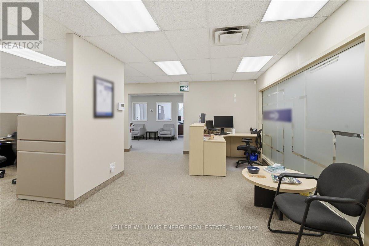 201 - 1143 Wentworth Street W, Oshawa, Ontario  L1J 8P7 - Photo 6 - E13042172