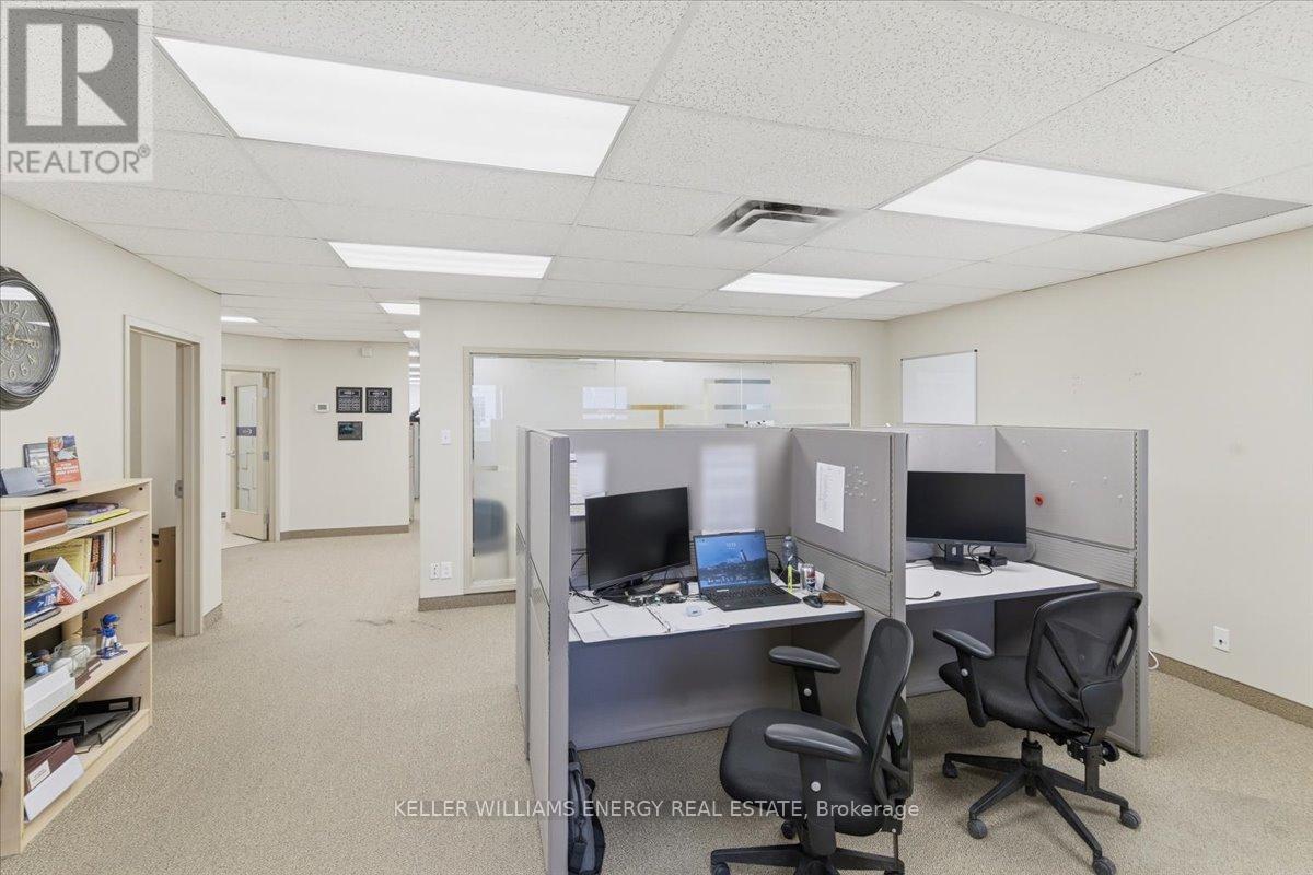 201 - 1143 Wentworth Street W, Oshawa, Ontario  L1J 8P7 - Photo 9 - E13042172