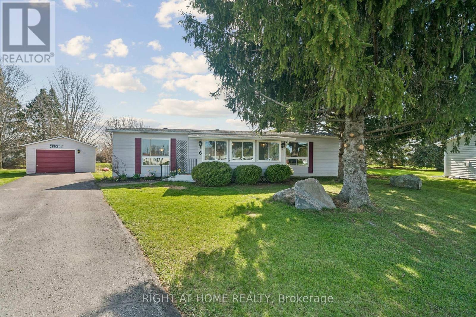 6 EMERY COURT, Georgina, Ontario