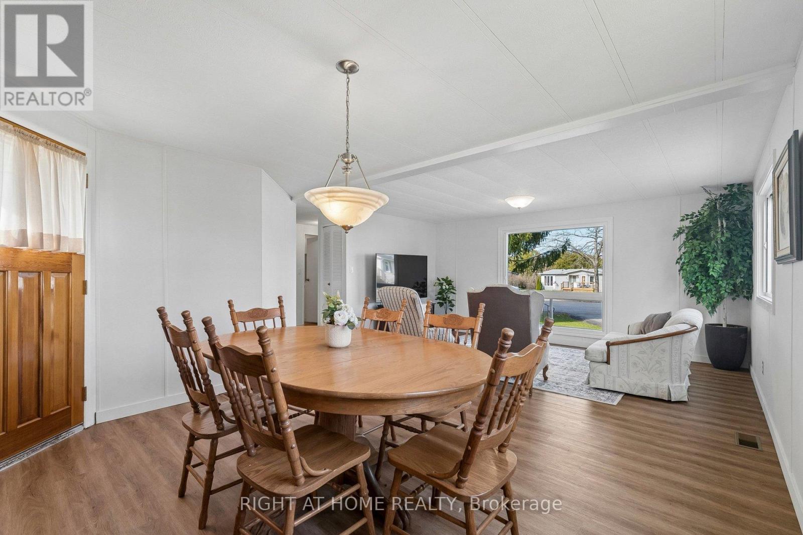 6 Emery Court, Georgina, Ontario  L0E 1R0 - Photo 11 - N13042282