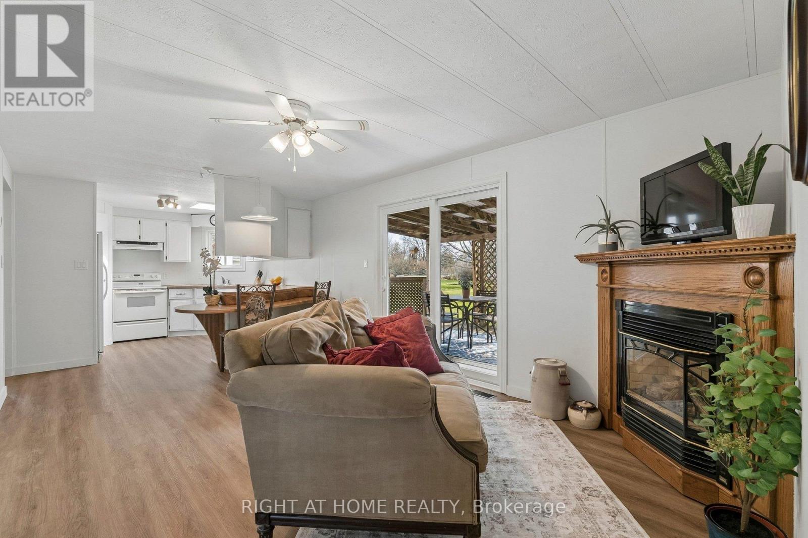 6 Emery Court, Georgina, Ontario  L0E 1R0 - Photo 17 - N13042282