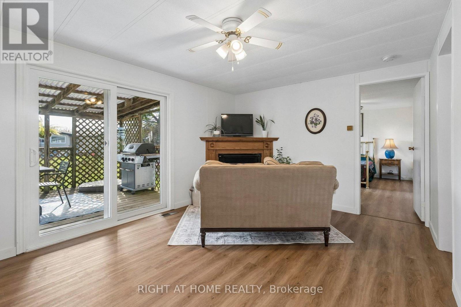 6 Emery Court, Georgina, Ontario  L0E 1R0 - Photo 18 - N13042282