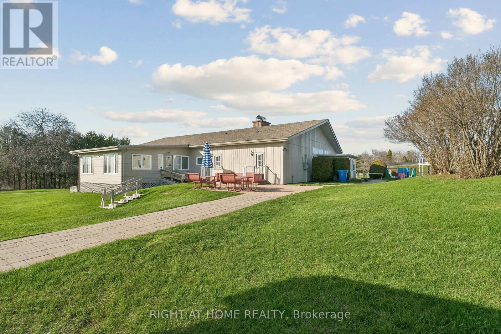 6 Emery Court, Georgina, Ontario  L0E 1R0 - Photo 35 - N13042282