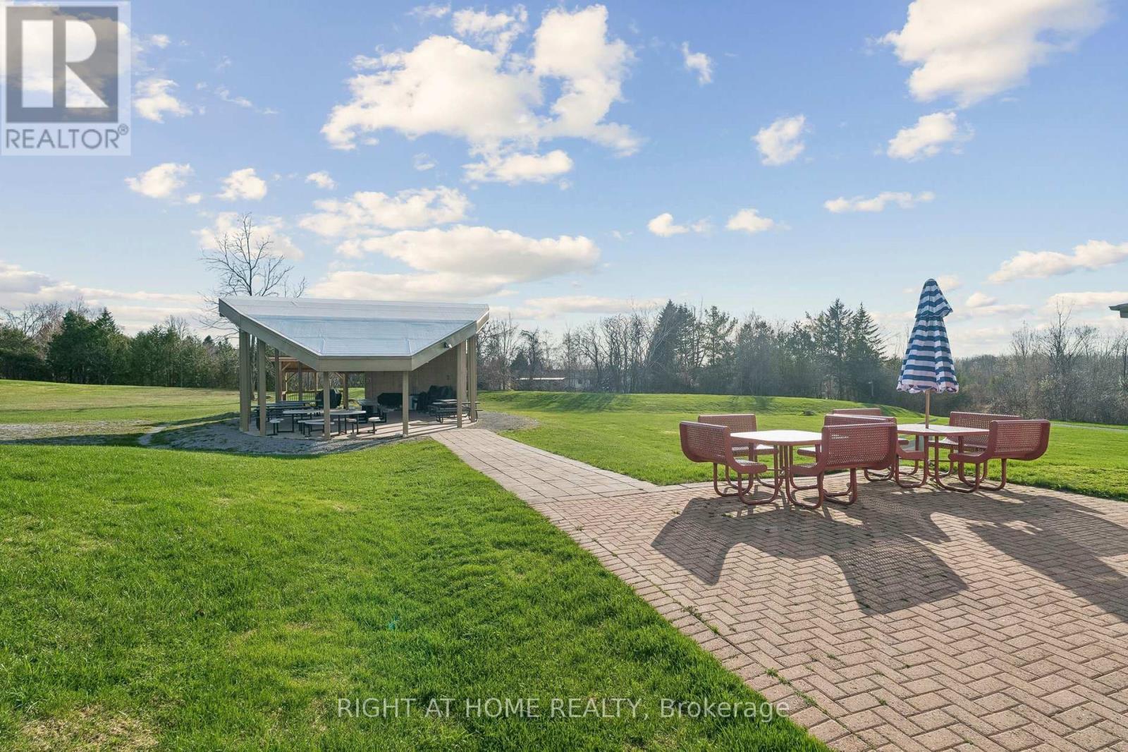 6 Emery Court, Georgina, Ontario  L0E 1R0 - Photo 37 - N13042282