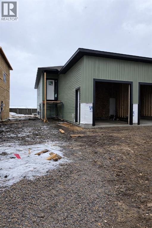 11334 O’brien Lake Drive, Grande Prairie, Alberta  T8W 0L8 - Photo 1 - A2284992