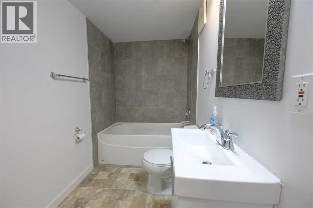 110, 9700 92 Avenue, Grande Prairie, Alberta  T8V 6Z7 - Photo 5 - A2300436