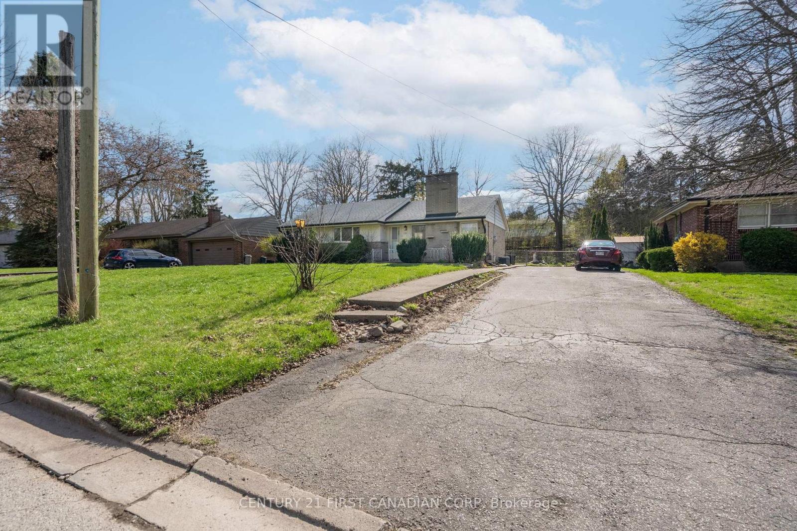 104 Edgar Drive, London North, Ontario  N6G 1K1 - Photo 2 - X13042174