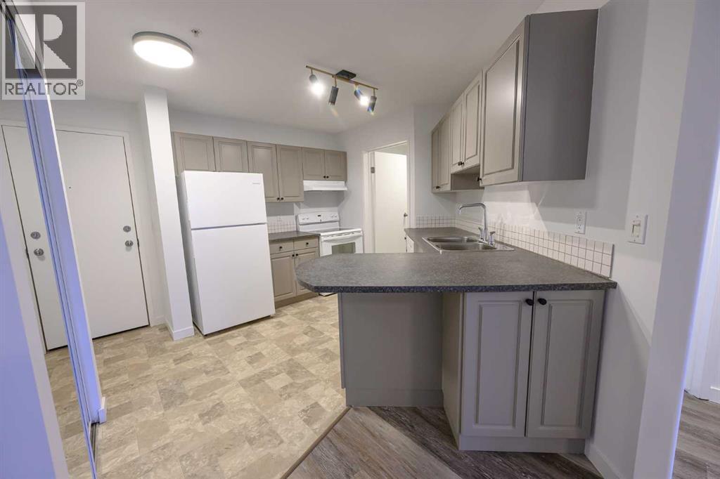 110, 9700 92 Avenue, Grande Prairie, Alberta  T8V 6Z7 - Photo 8 - A2300436