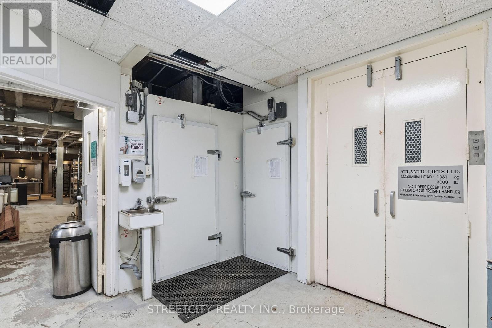 Lower - 222 Wellington Street, London East, Ontario  N6B 2L3 - Photo 23 - X13042280