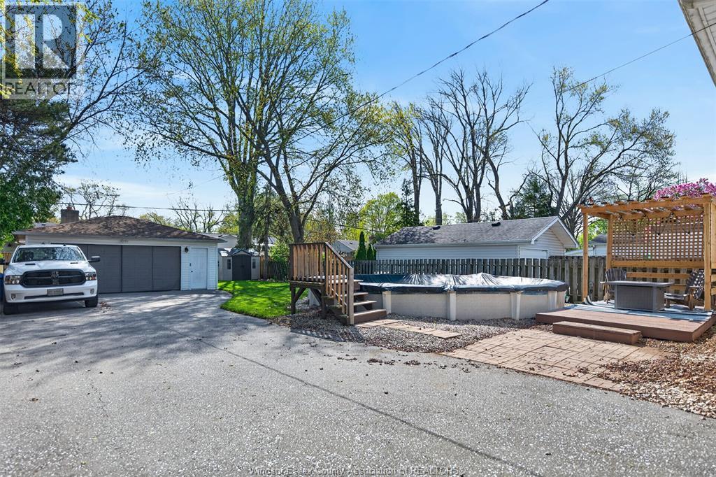 226 Edgewater Boulevard, Tecumseh, Ontario  N8N 2H2 - Photo 31 - 26009125