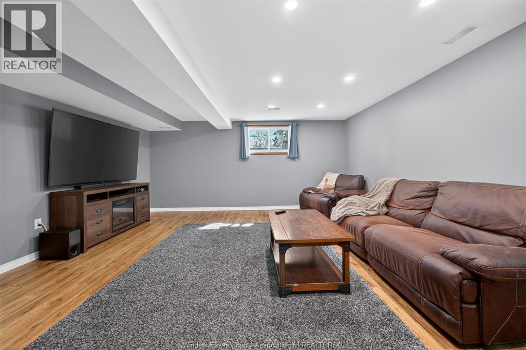 226 Edgewater Boulevard, Tecumseh, Ontario  N8N 2H2 - Photo 26 - 26009125