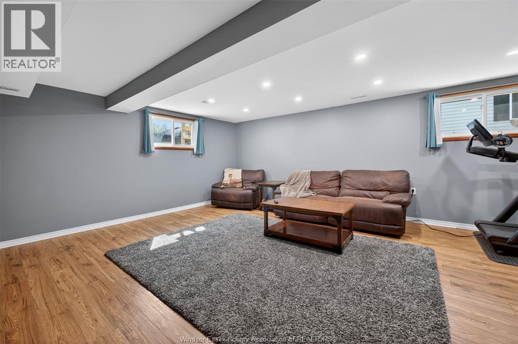 226 Edgewater Boulevard, Tecumseh, Ontario  N8N 2H2 - Photo 23 - 26009125