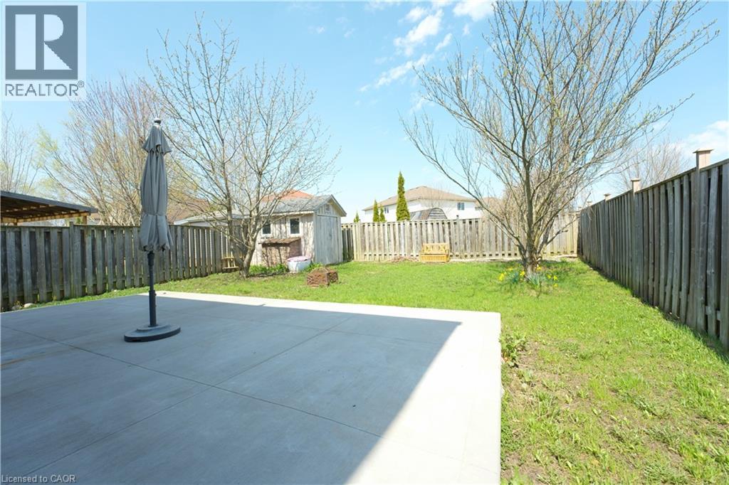 11 Lemonbalm Street, Kitchener, Ontario  N2E 1Z7 - Photo 6 - 40822065