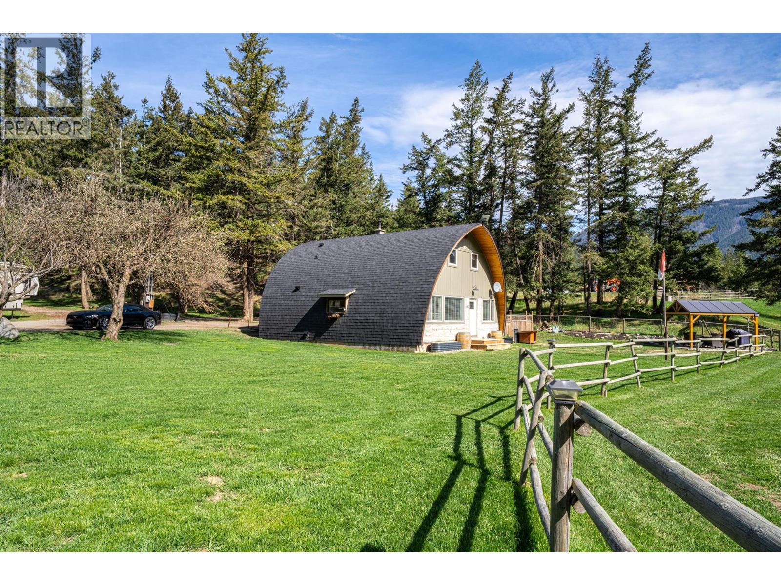 6142 Falkland Road, Falkland, British Columbia