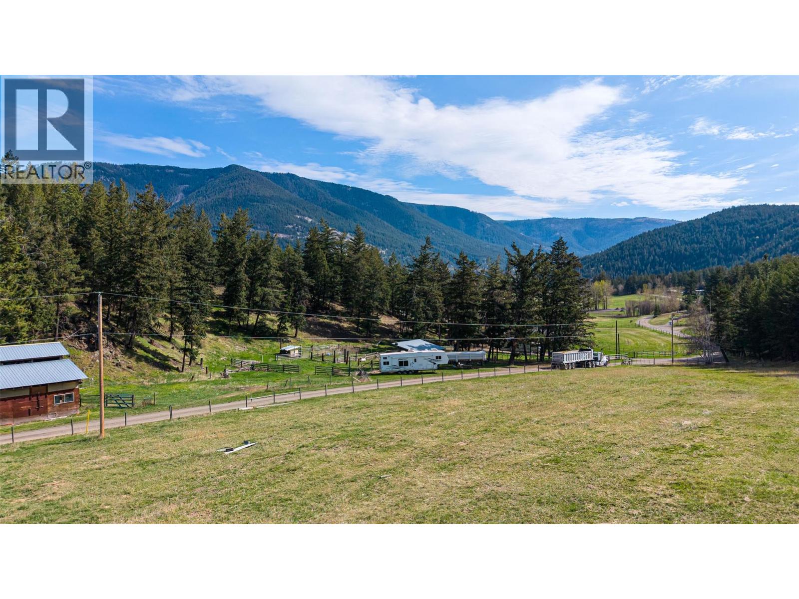 6142 Falkland Road, Falkland, British Columbia  V0E 1W0 - Photo 22 - 10384088