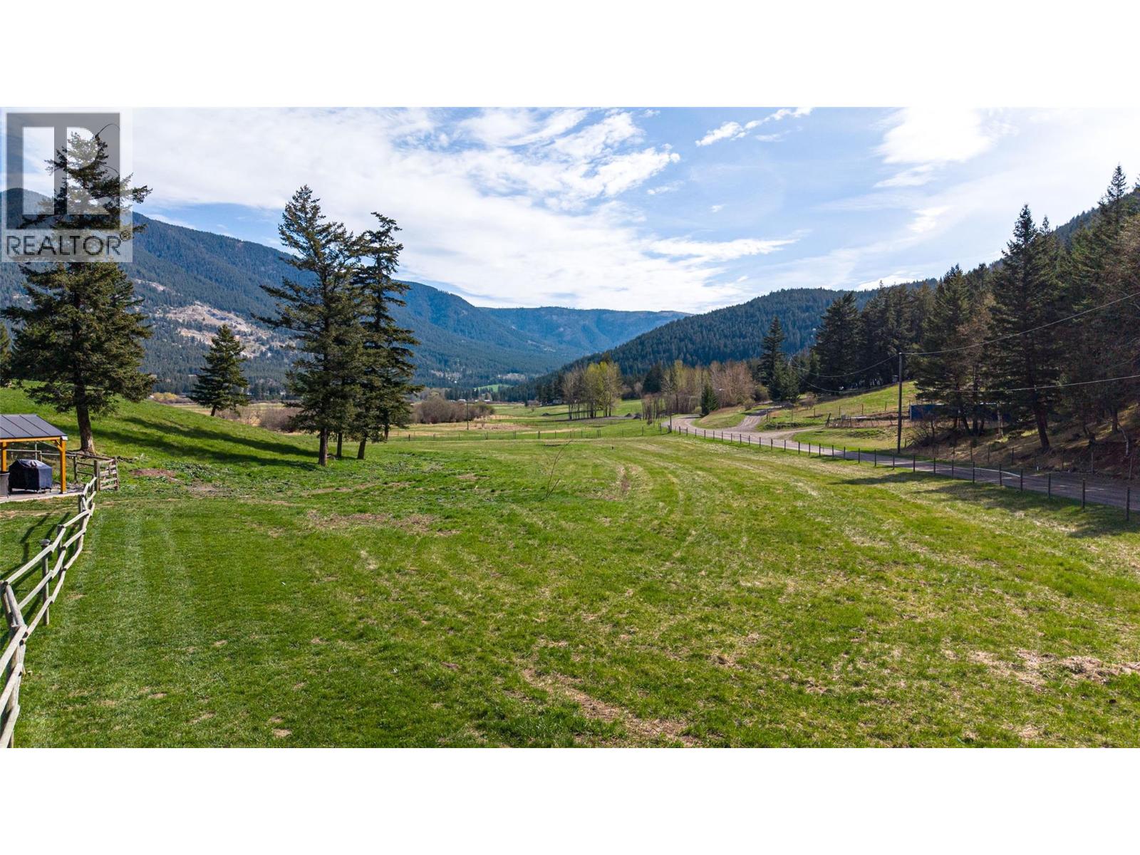 6142 Falkland Road, Falkland, British Columbia  V0E 1W0 - Photo 56 - 10384088