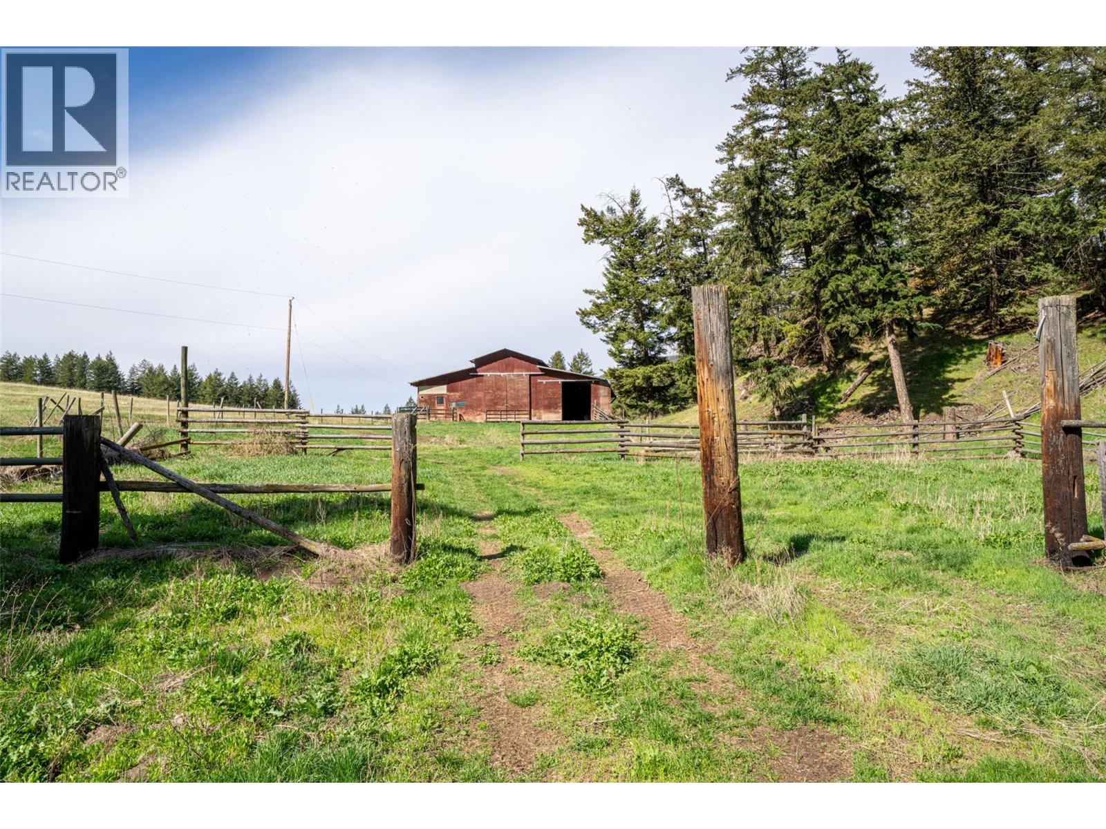 6142 Falkland Road, Falkland, British Columbia  V0E 1W0 - Photo 26 - 10384088