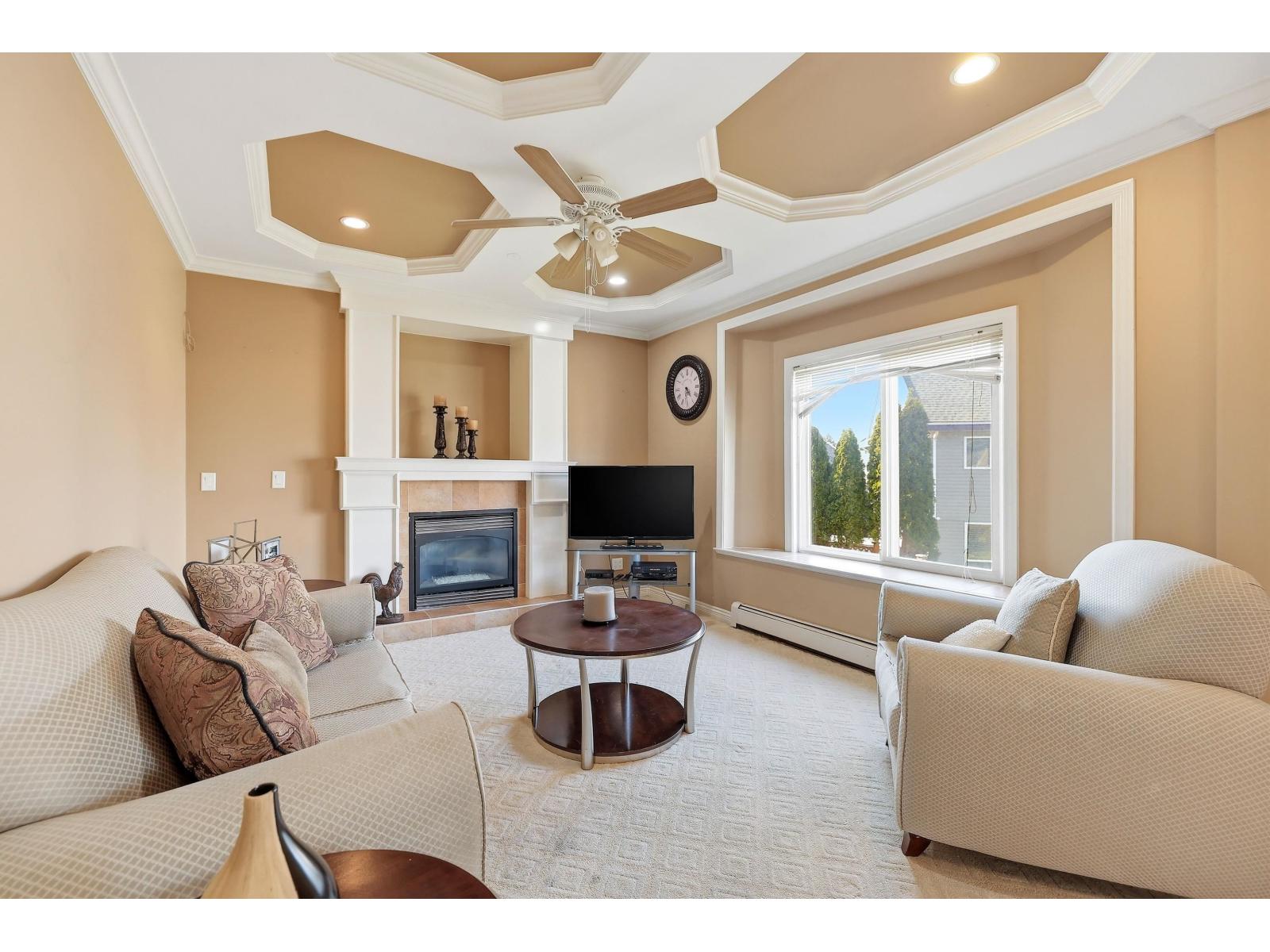 14665 76a Avenue, Surrey, British Columbia  V3S 2P4 - Photo 8 - R3113085